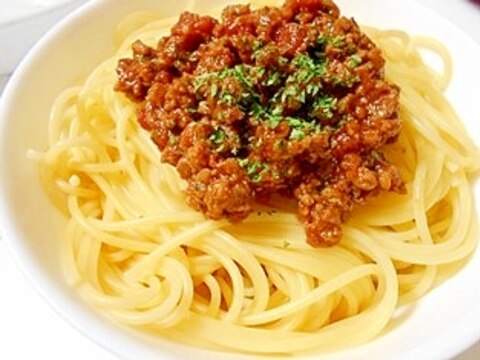 ケチャップと中濃ソースで　ミートソーススパゲティ